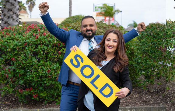 sell-property-real-estate-agent-karan-and-muntaha-auckland